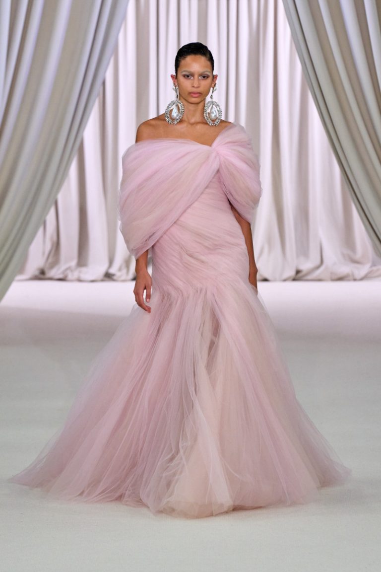 Pastels for Spring Fashion | Mood Sewciety