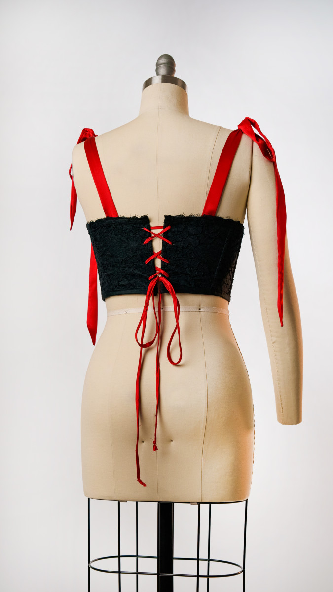 Turning the Parker Corset Into a Bustier with Straps