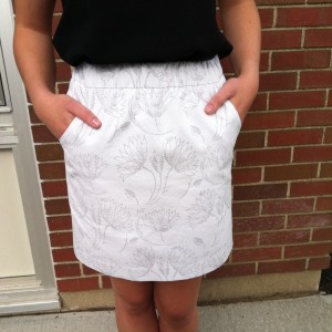 Here's a skirt I made with an out-of-the-ordinary cotton I found at Mood. It feels like a thin coat of latex has been placed on top of the cotton.