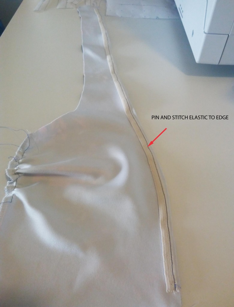 elastic at front