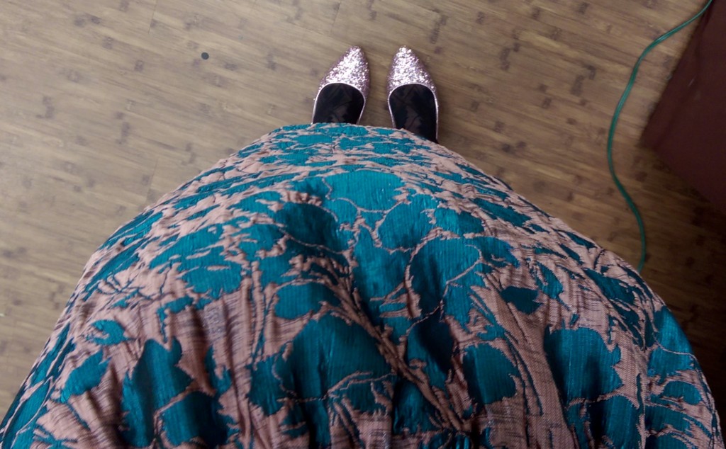 A bird's eye view of the poof. Behold the power of tulle!