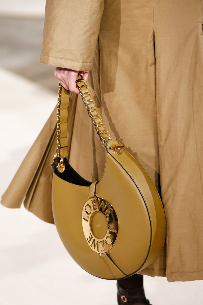 Loewe| Fall 2016 Ready-to-Wear