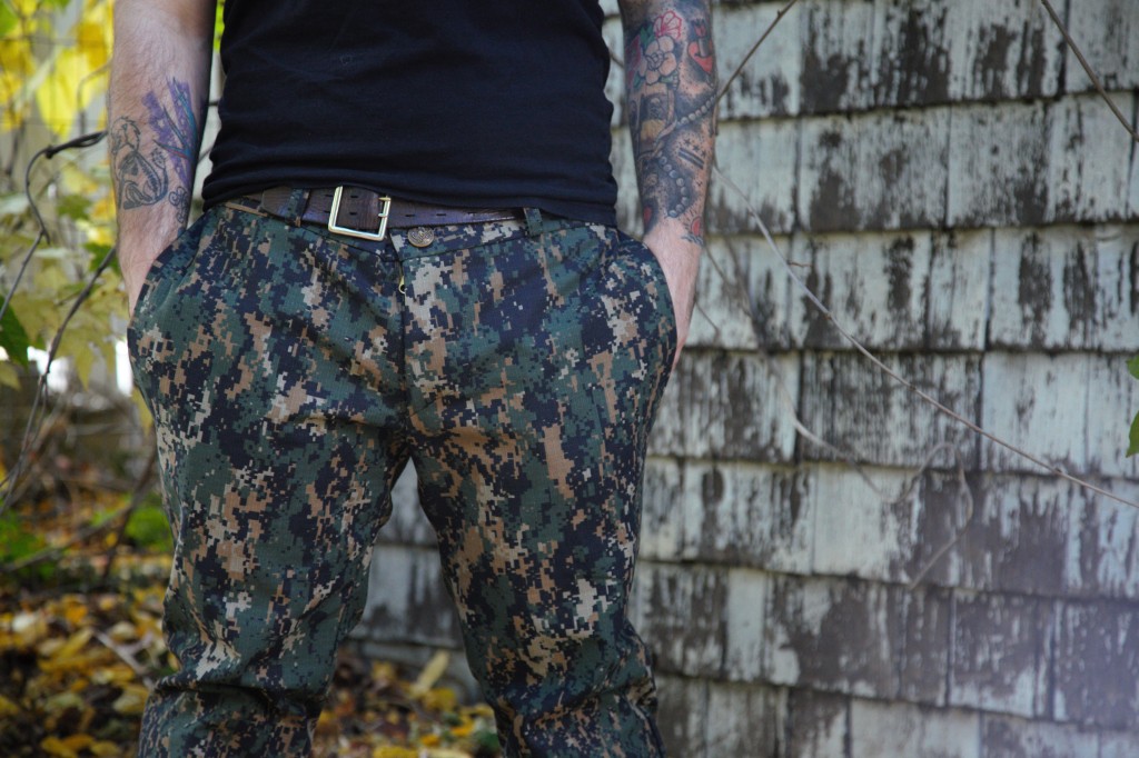 men's camo jogger pants