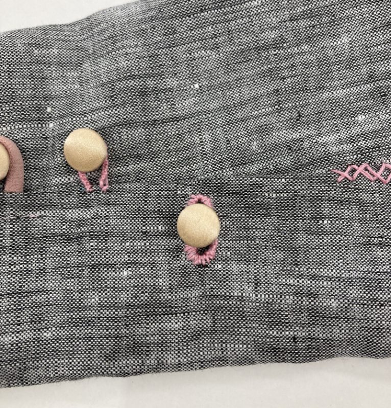29 - Buttonhole Header