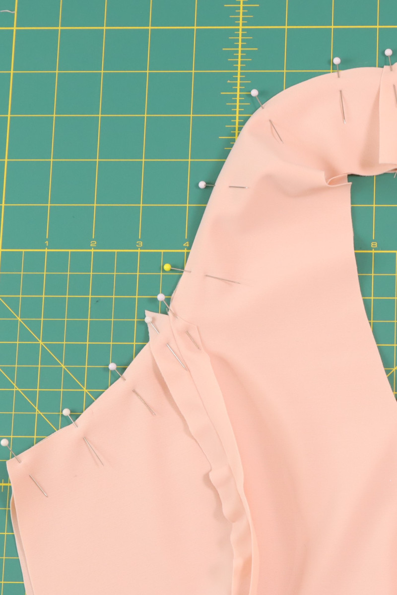 The Olympia Tennis Dress: How to join the main fabric and self facing