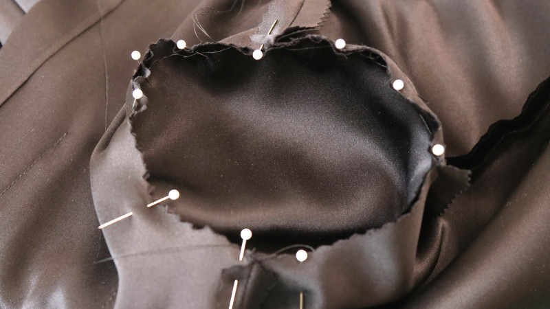 How To Set In The Sleeve To Sew To The Armhole For The Axel Shirt Dress In Silk Charmeuse Fashion Fabric