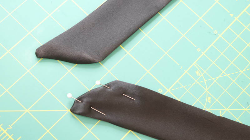 How To Finish The Edges of The Belt For The Axel Shirt Dress In Silk Charmeuse Fashion Fabric