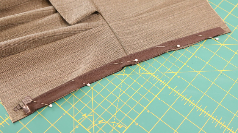 How To Sew A Separating Zipper To Center Back For The Ela Peplum Top in Striped Suiting Fashion Fabric