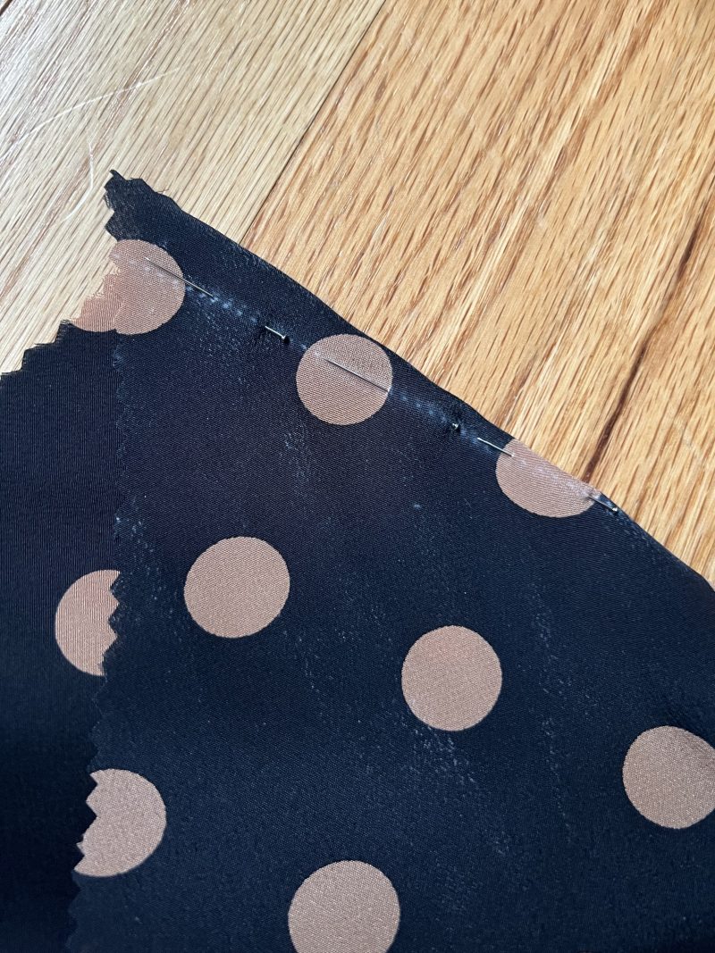 How to pin the darts on the front bodice.