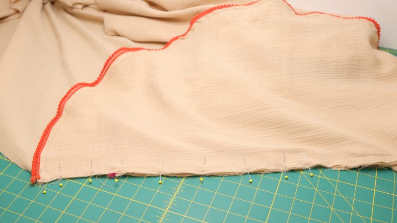 How to attach the sleeves to the armholes of the dress