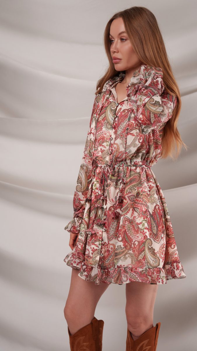 Baratti Blouson Dress Free Sewing Pattern Model Photo MDF457