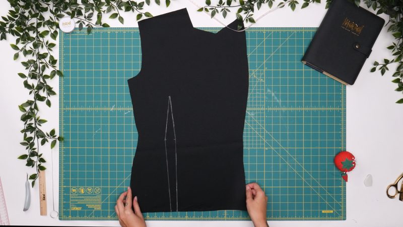 How To Mark Front Shell Darts - - Mood Fabrics - Nolita Vest and Skirt Set Free Sewing Pattern Tutorial - MDF466 MDF467 - Mood Fabrics Sewciety Blog - Mark darts on front shell pieces.