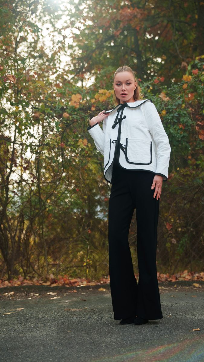 Coeur d'Alene Coat Free Sewing Pattern - Model Photos - Mood Fabrics Sewciety Blog - Free Sewing Pattern MDF472