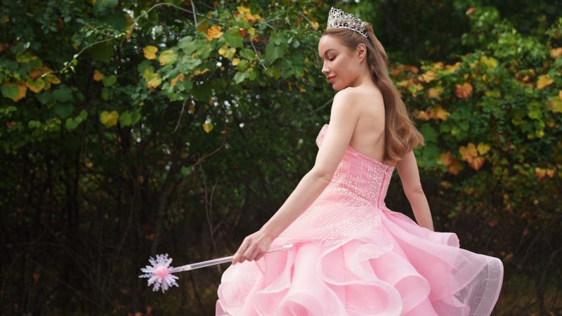 Glinda Gown Free Sewing Pattern - Model Photos - Mood Fabrics Sewciety Blog - Free Sewing Pattern MDF463
