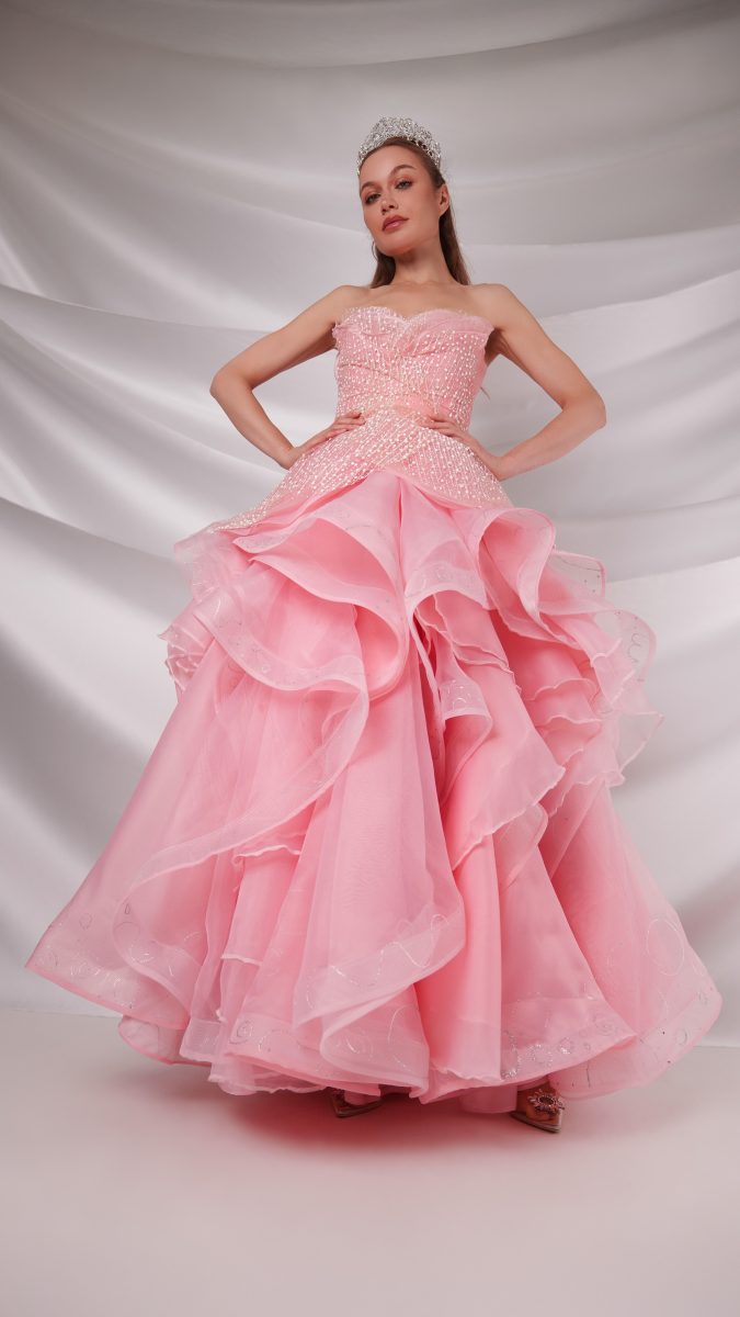 Glinda Gown Free Sewing Pattern - Model Photos - Mood Fabrics Sewciety Blog - Free Sewing Pattern MDF463