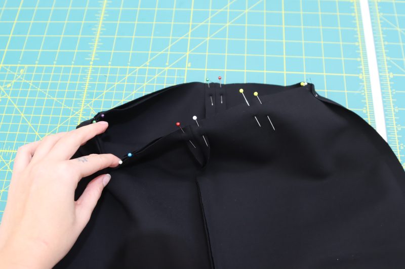 How To Pin Sew Waistline - Stretch Ponte Knit - Mood Fabrics - Ketchum Jumpsuit Free Sewing Pattern Tutorial - MDF473 - Mood Fabrics Sewciety Blog - Pin and sew the top waistline to the bottom waistline.