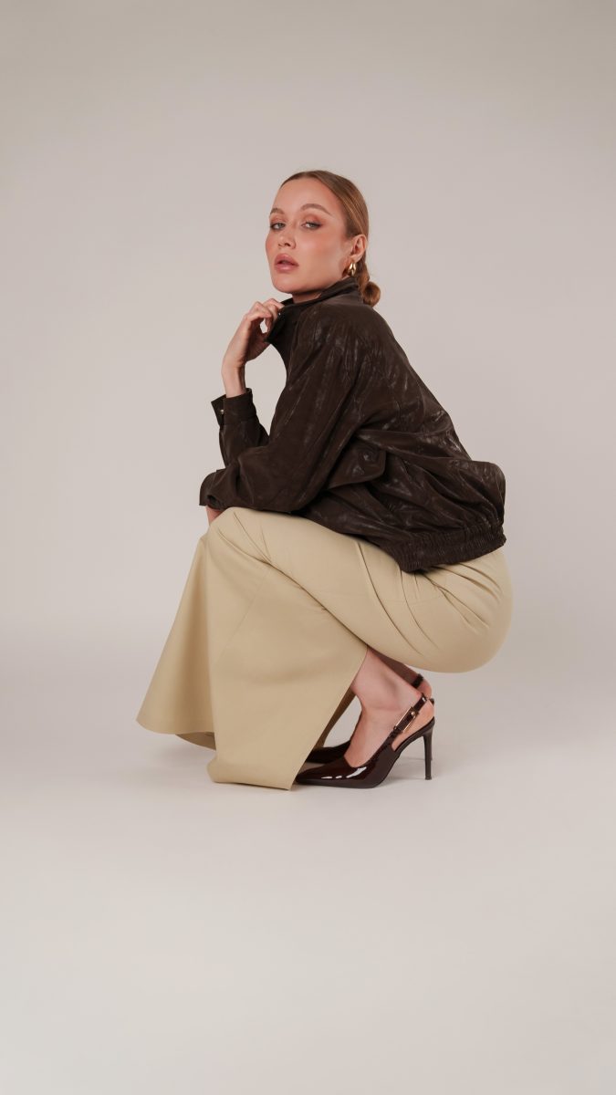 Pasadena Pencil Skirt Free Sewing Pattern - Model Photos - Mood Fabrics Sewciety Blog - Free Sewing Pattern MDF469
