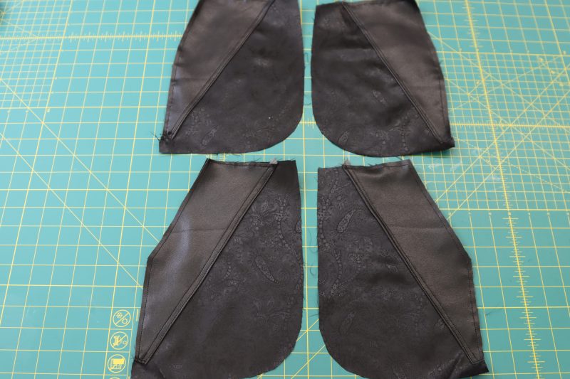 How To Sew Pocket Facings To Pockets - Black Paisly Jacquard - Mood Fabrics - Dresden Shorts Free Sewing Pattern Tutorial - MDF493 - Mood Fabrics Sewciety Blog - Sew pocket facings to pockets.