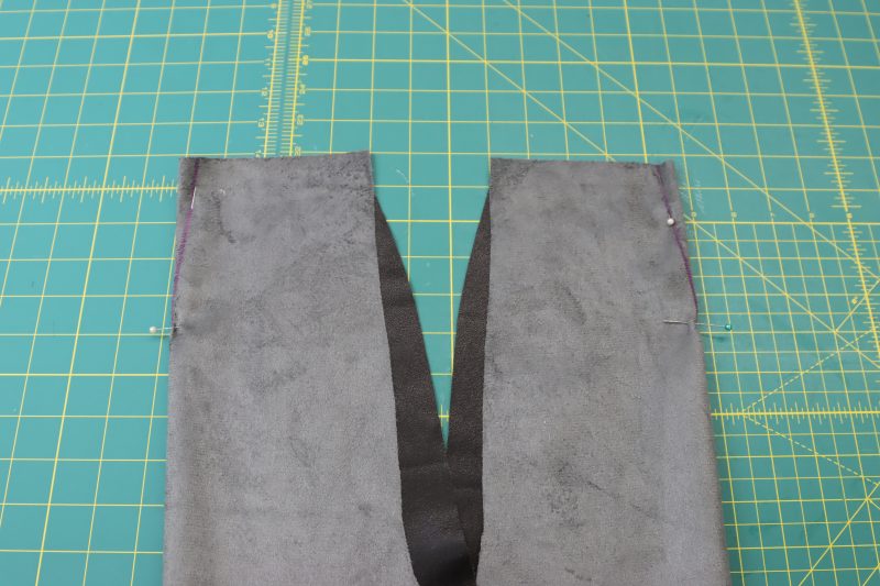 How To Pin Darts - Buttery Faux Leather - Mood Fabrics - Dresden Shorts Free Sewing Pattern Tutorial - MDF493 - Mood Fabrics Sewciety Blog - Pin the darts.