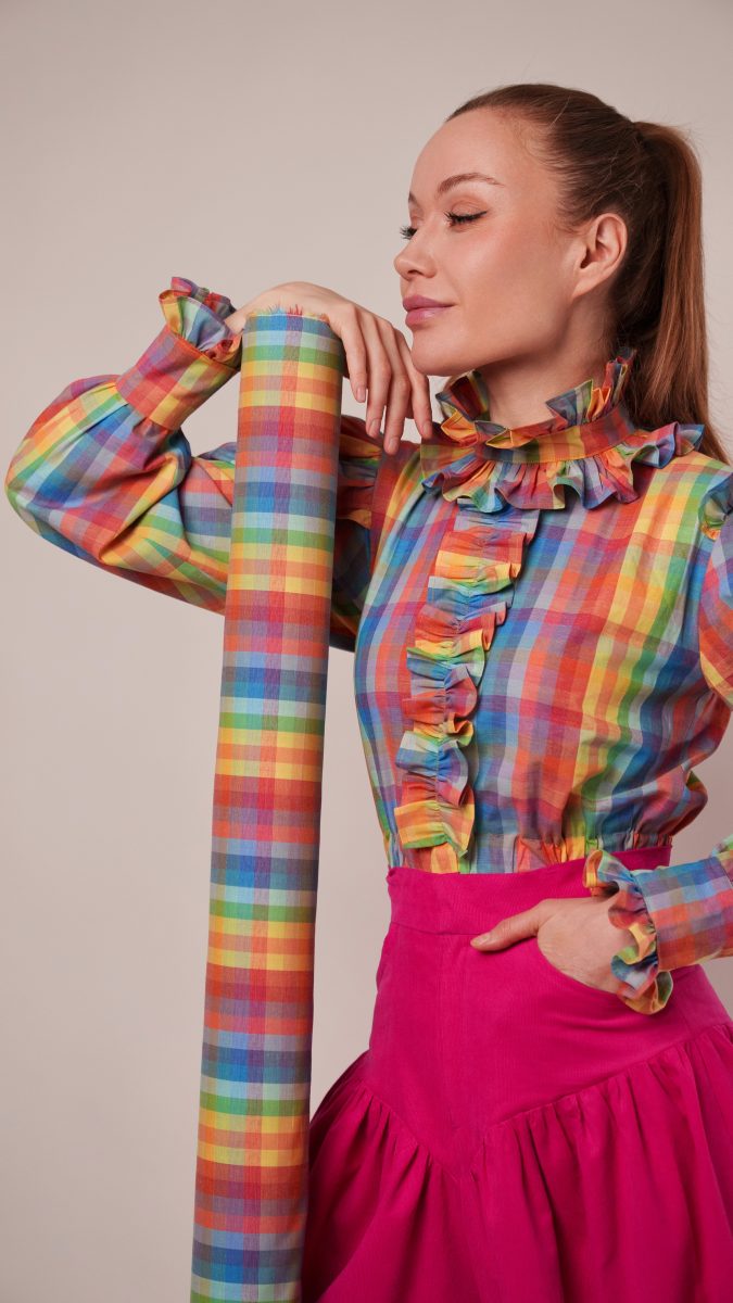 Bayport Blouse Free Sewing Pattern - Model Photos - Mood Fabrics Sewciety Blog - Free Sewing Pattern MDF494