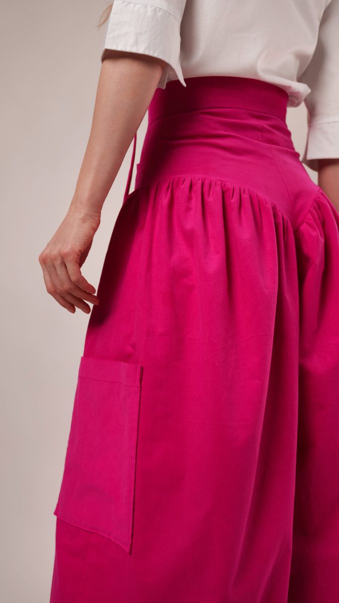 Augusta Trousers Free Sewing Pattern - Model Photos - Mood Fabrics Sewciety Blog - Free Sewing Pattern MDF495