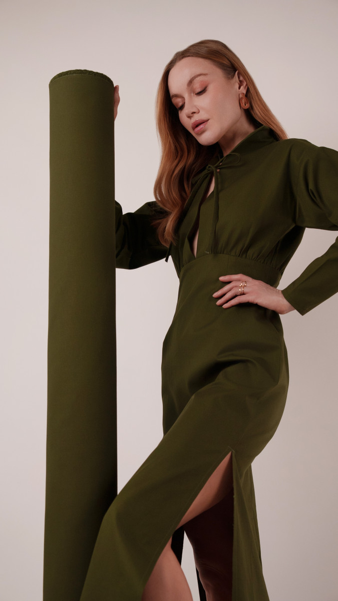 Boca Resort Dress Free Sewing Pattern - Model Photos - Mood Fabrics Sewciety Blog - Free Sewing Pattern MDF524