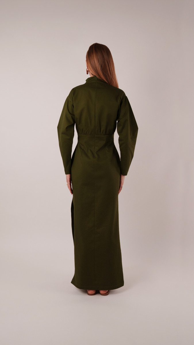 Boca Resort Dress Free Sewing Pattern - Model Photos - Mood Fabrics Sewciety Blog - Free Sewing Pattern MDF524