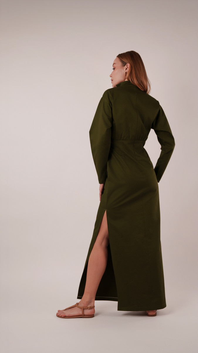 Boca Resort Dress Free Sewing Pattern - Model Photos - Mood Fabrics Sewciety Blog - Free Sewing Pattern MDF524