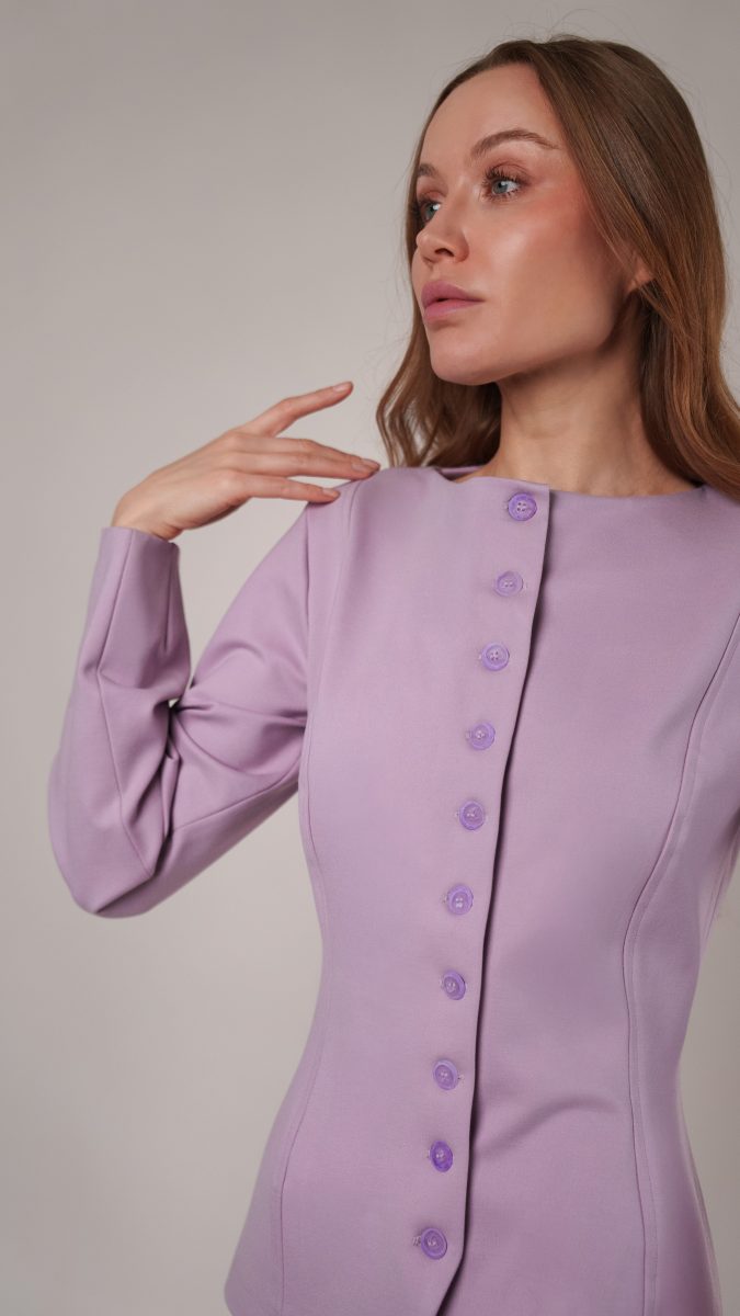 Camarillo Cardigan Free Sewing Pattern - Model Photos - Mood Fabrics Sewciety Blog - Free Sewing Pattern MDF490