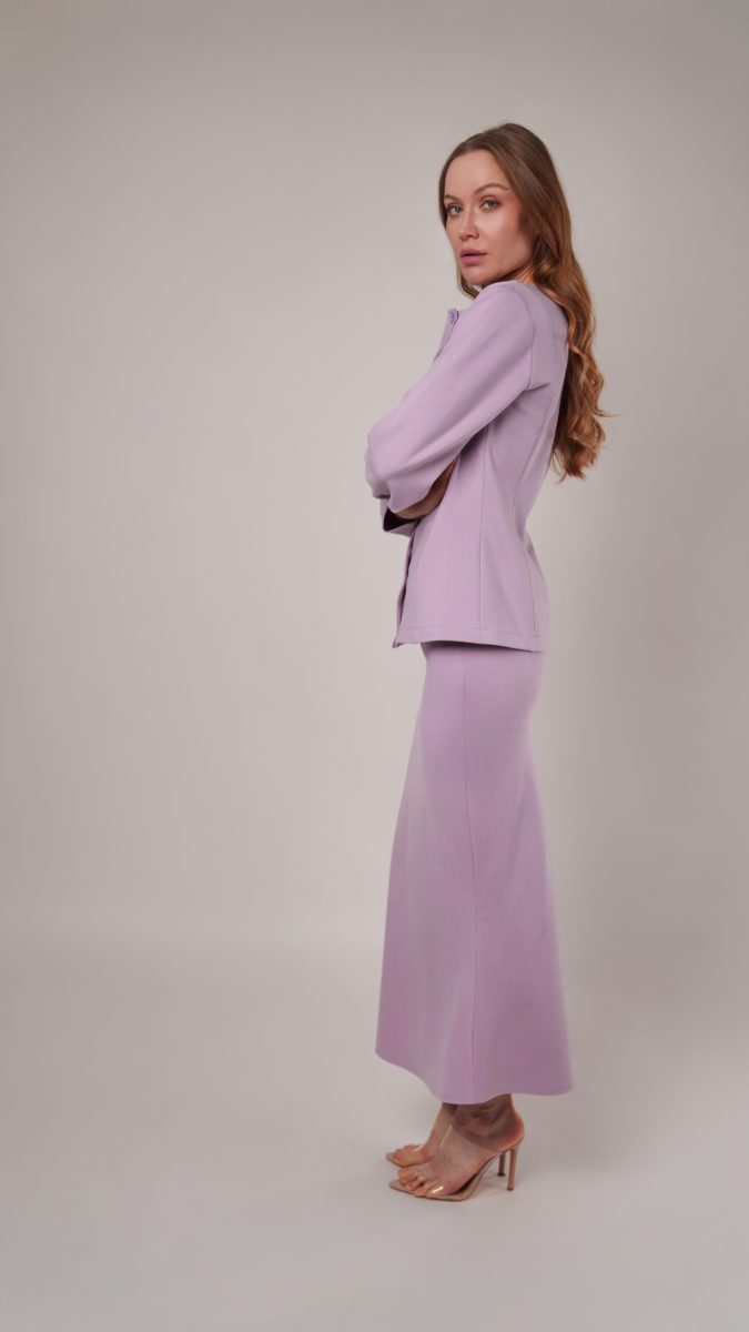 Magdalene Midi Skirt Free Sewing Pattern - Model Photos - Mood Fabrics Sewciety Blog - Free Sewing Pattern MDF491