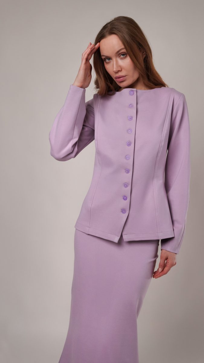 Camarillo Cardigan Free Sewing Pattern - Model Photos - Mood Fabrics Sewciety Blog - Free Sewing Pattern MDF490