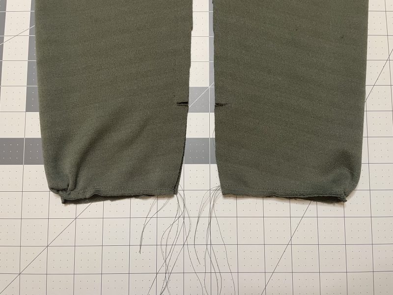 How To Gather Sleeve Ends - Gutermann Sew All Thread - Mood Fabrics - Cove Collared Wrap Top Free Sewing Pattern Tutorial - MDF498 - Mood Fabrics Sewciety Blog - Gather the ends of the sleeves.
