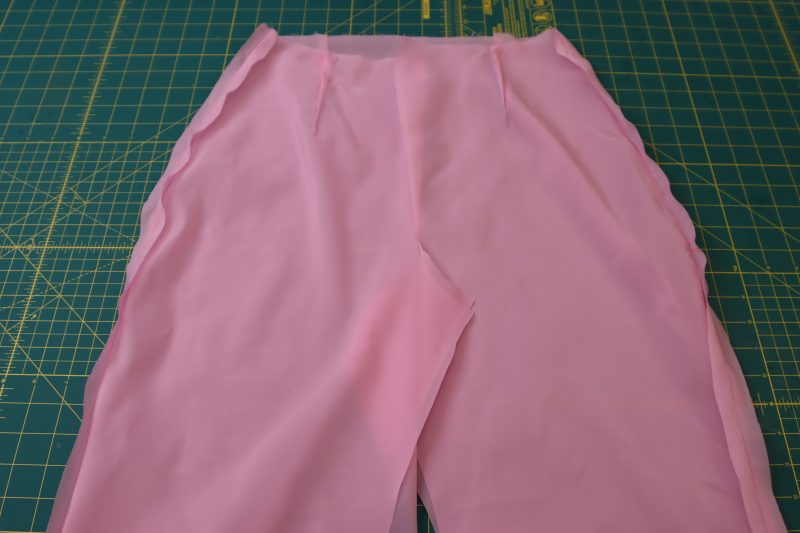 How To Sew Pants Lining - Stretch Polyester Twill Lining - Mood Fabrics - Chelsea Brocade Set Free Sewing Pattern Tutorial - MDF508 - Mood Fabrics Sewciety Blog - Sew the lining pants the same way as the brocade pants.