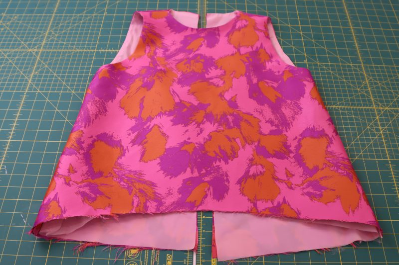 How To - - Mood Fabrics - Chelsea Brocade Set Free Sewing Pattern Tutorial - MDF508 - Mood Fabrics Sewciety Blog - Press the side seams open and flat.
