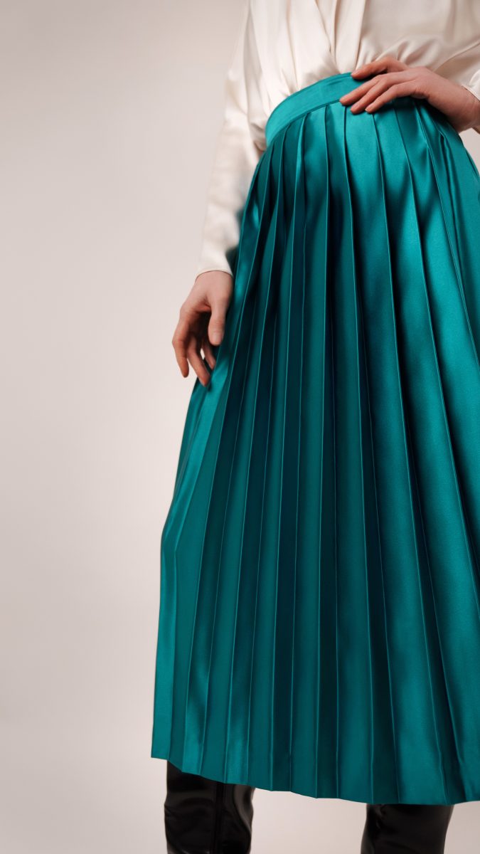 Poseidon Pleated Skirt Free Sewing Pattern - Model Photos - Mood Fabrics Sewciety Blog - Free Sewing Pattern MDF510
