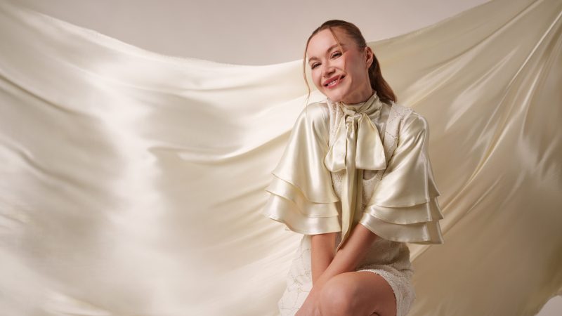 MDF516--Cassis-Tiered-Sleeve-Blouse-Free-Sewing-Pattern-Model-Photos-Mood-Fabrics-Sewciety-Blog