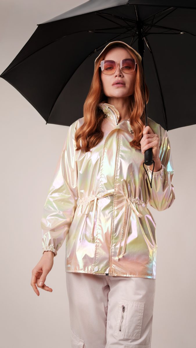 Ametrine Anorak Free Sewing Pattern - Model Photos - Mood Fabrics Sewciety Blog - Free Sewing Pattern MDF513