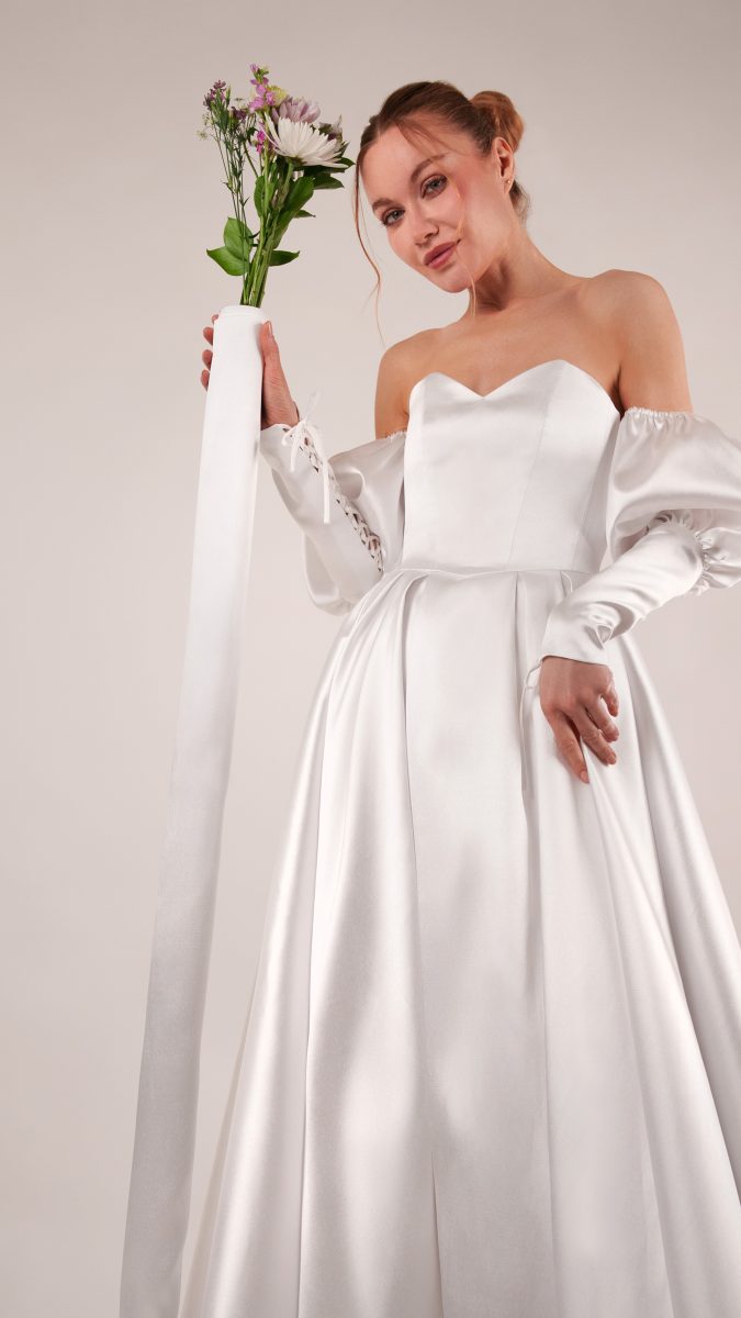Selenite V-Waist Ballgown Free Sewing Pattern - Model Photos - Mood Fabrics Sewciety Blog - Free Sewing Pattern MDF515