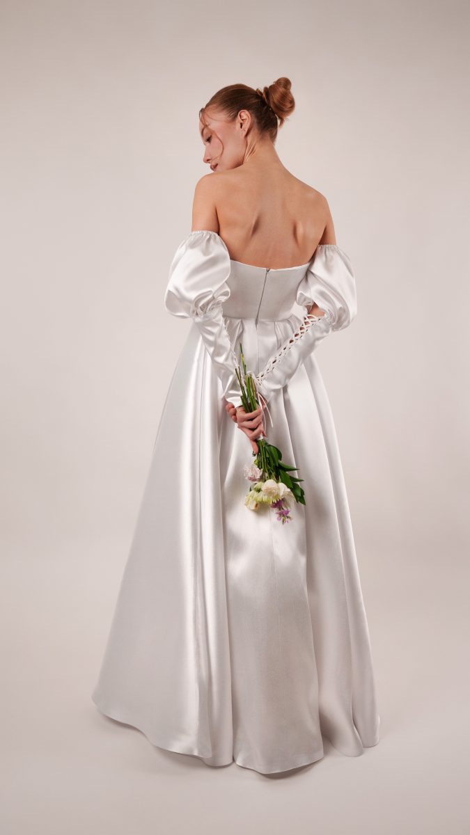 Selenite V-Waist Ballgown Free Sewing Pattern - Model Photos - Mood Fabrics Sewciety Blog - Free Sewing Pattern MDF515