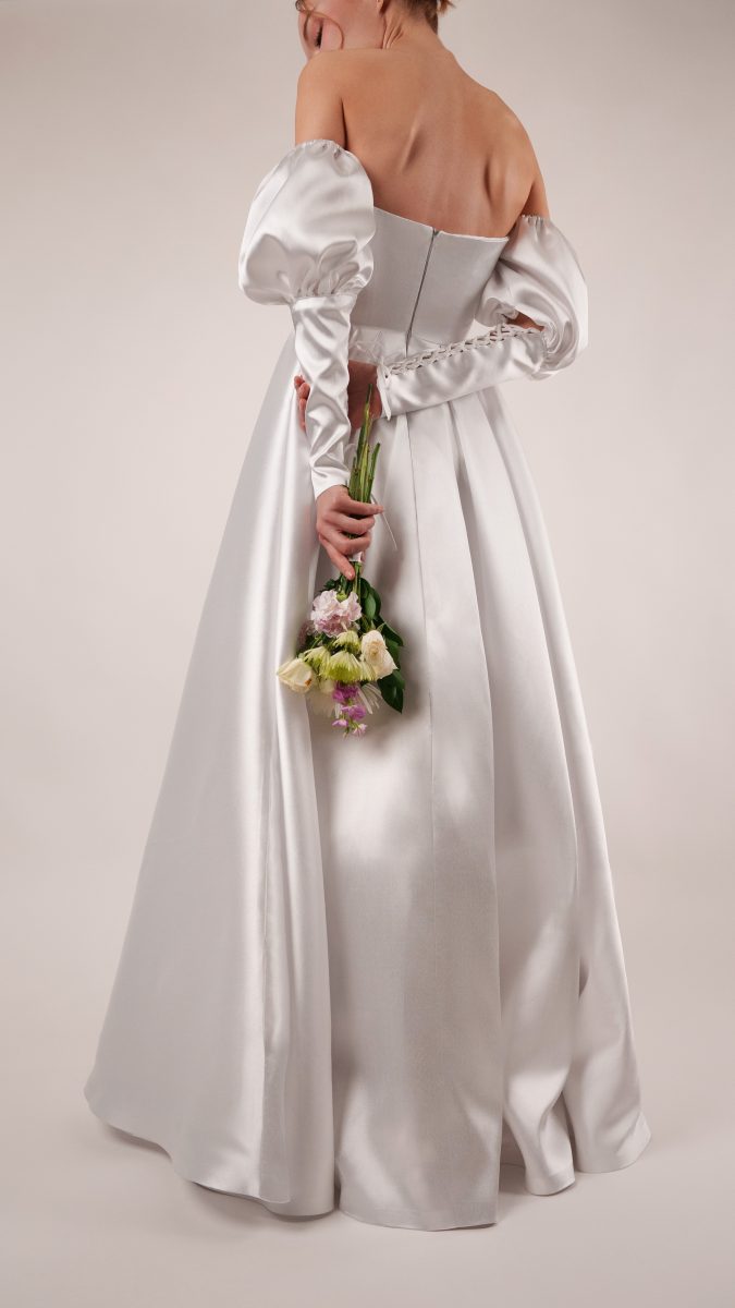 Selenite V-Waist Ballgown Free Sewing Pattern - Model Photos - Mood Fabrics Sewciety Blog - Free Sewing Pattern MDF515