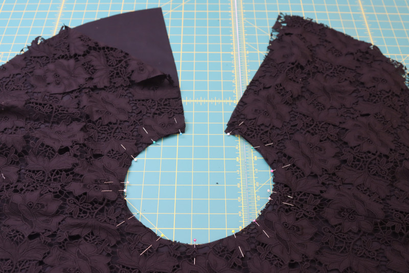 How To Pin Waistlines Of Lining Skirt And Lace Skirt - Floral Guipure Lace - Mood Fabrics - Reims Soirée Dress Free Sewing Pattern Tutorial - MDF521 - Mood Fabrics Sewciety Blog - Pin the waistlines of the lining skirt and lace skirt.