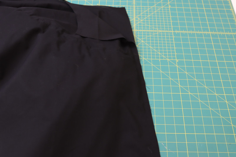 How To Pin Sew Center Back Seam Of Petticoat - Cotton Voile - Mood Fabrics - Reims Soirée Dress Free Sewing Pattern Tutorial - MDF521 - Mood Fabrics Sewciety Blog - Pin and sew the center back seam of the petticoat.
