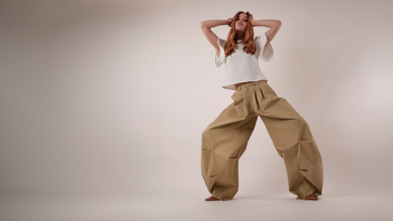 Lucca Tailored Barrel-Leg Pants Free Sewing Pattern - Model Photos - Mood Fabrics Sewciety Blog - Free Sewing Pattern MDF523