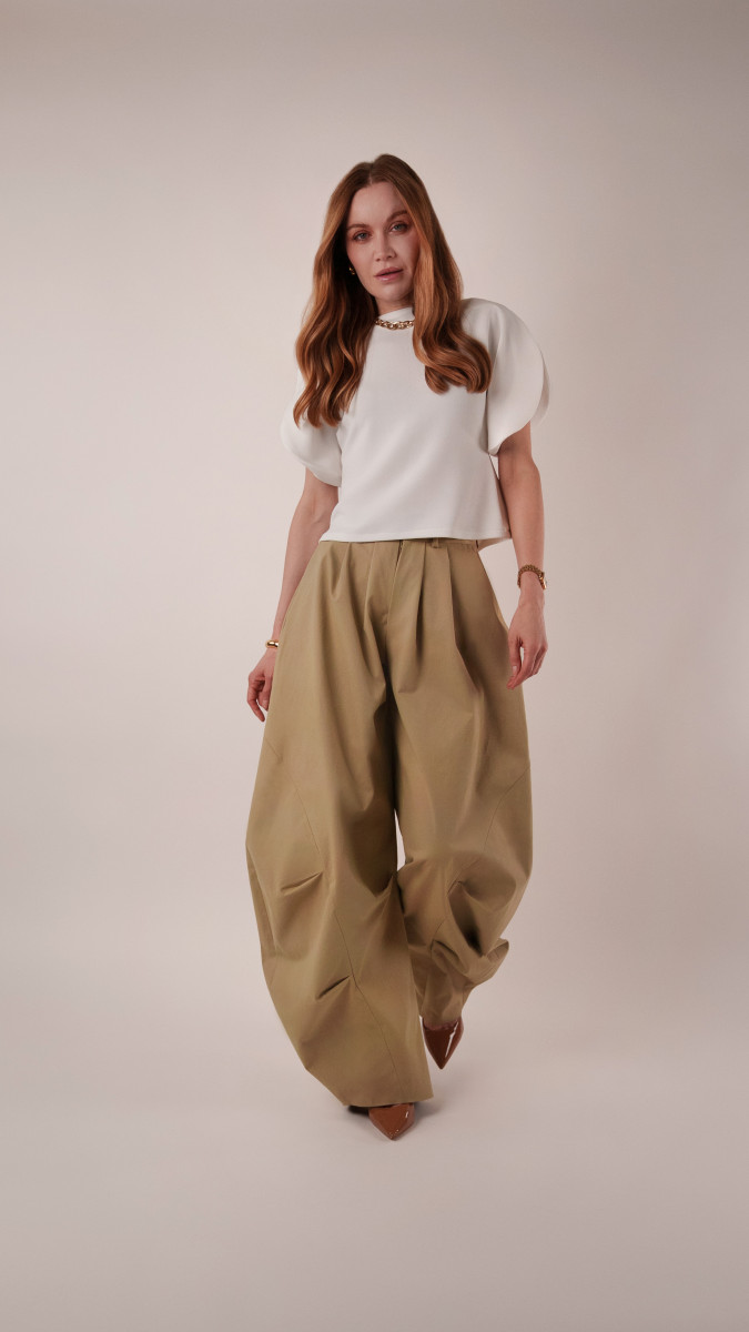 Lucca Tailored Barrel-Leg Pants Free Sewing Pattern - Model Photos - Mood Fabrics Sewciety Blog - Free Sewing Pattern MDF523