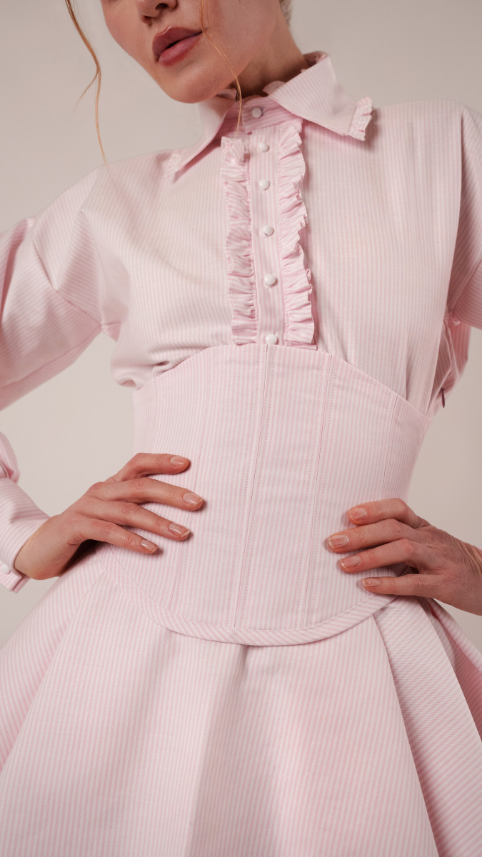 Keats Shirt Dress and Corset Ensemble Free Sewing Pattern - Model Photos - Mood Fabrics Sewciety Blog - Free Sewing Pattern MDF520