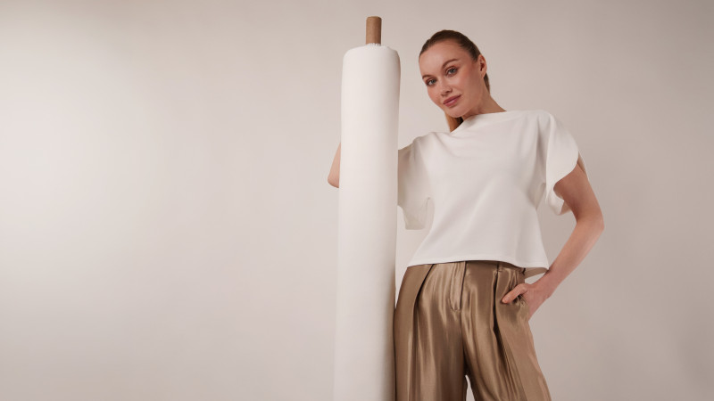 Merano Balloon Sleeve Blouse Free Sewing Pattern - Model Photos - Mood Fabrics Sewciety Blog - Free Sewing Pattern MDF522