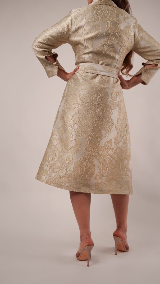 Estoril Collared A-Line Dress Free Sewing Pattern - Model Photos - Mood Fabrics Sewciety Blog - Free Sewing Pattern MDF518