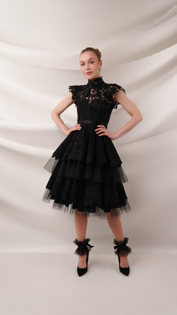 Reims Soirée Dress Free Sewing Pattern - Model Photos - Mood Fabrics Sewciety Blog - Free Sewing Pattern MDF521