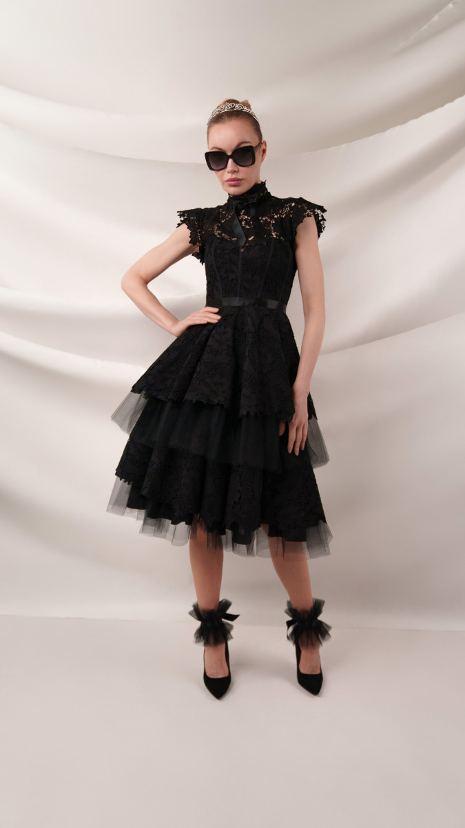 Reims Soirée Dress Free Sewing Pattern - Model Photos - Mood Fabrics Sewciety Blog - Free Sewing Pattern MDF521