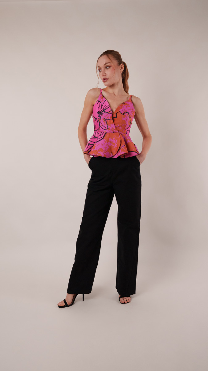 Transitional Spring Pattern Idea - Marilla Top | Mood Fabrics